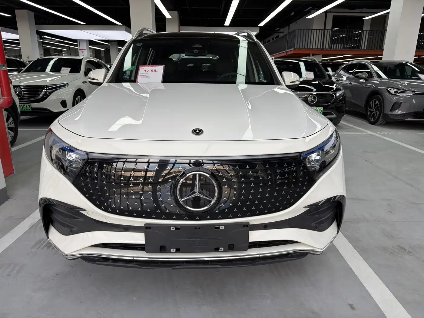 Mercedes-Benz EQB 2026