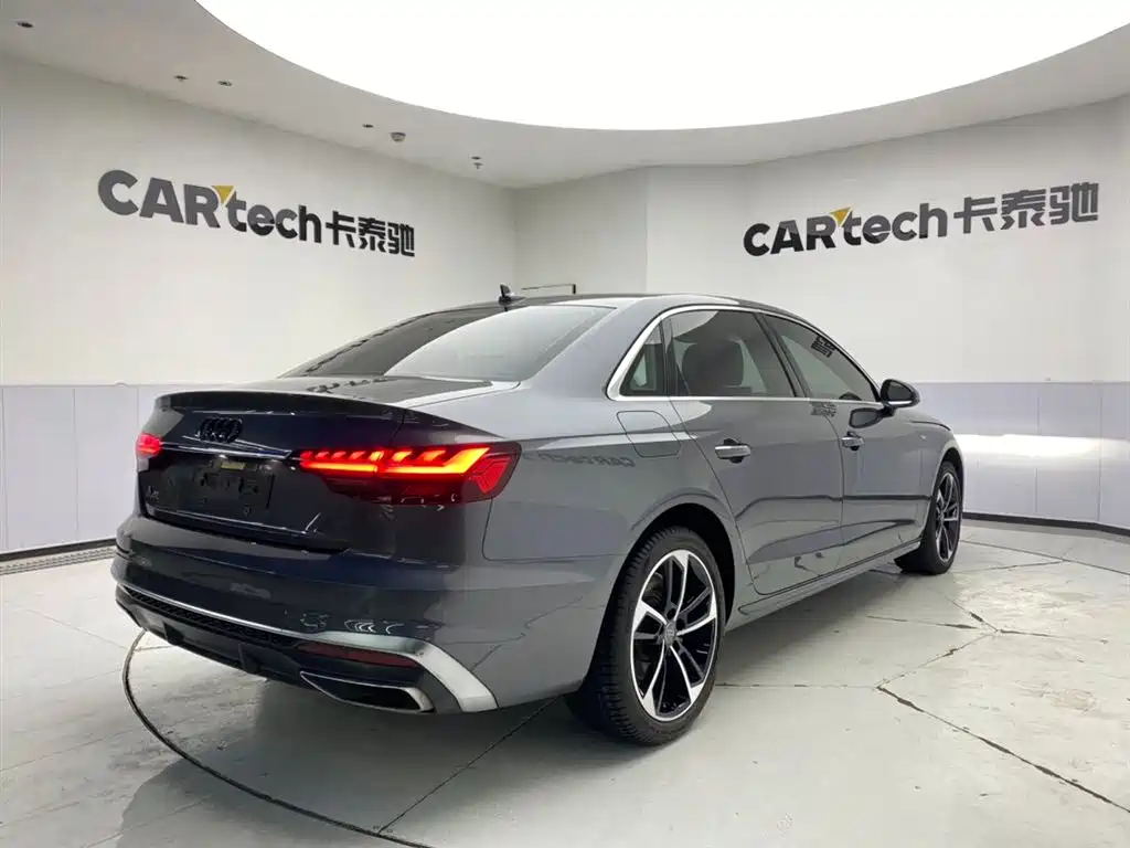 Audi A4 2021