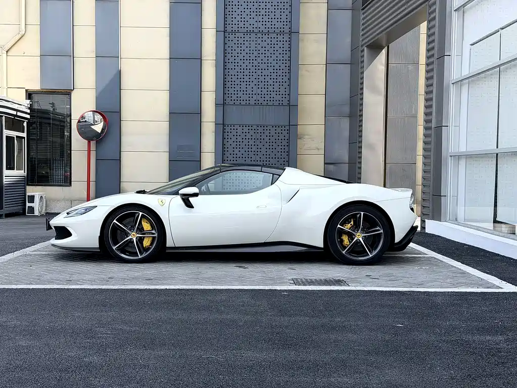 Ferrari 296 2024