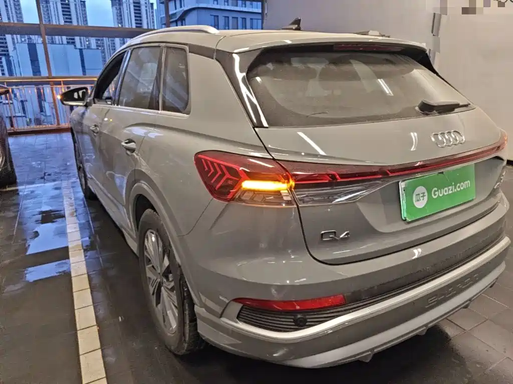 Audi Q4 e-tron 2025