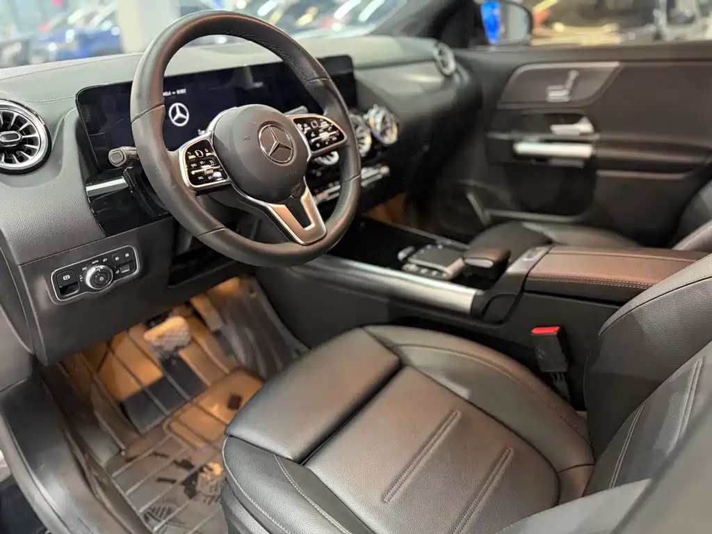 Mercedes-Benz GLA 2021