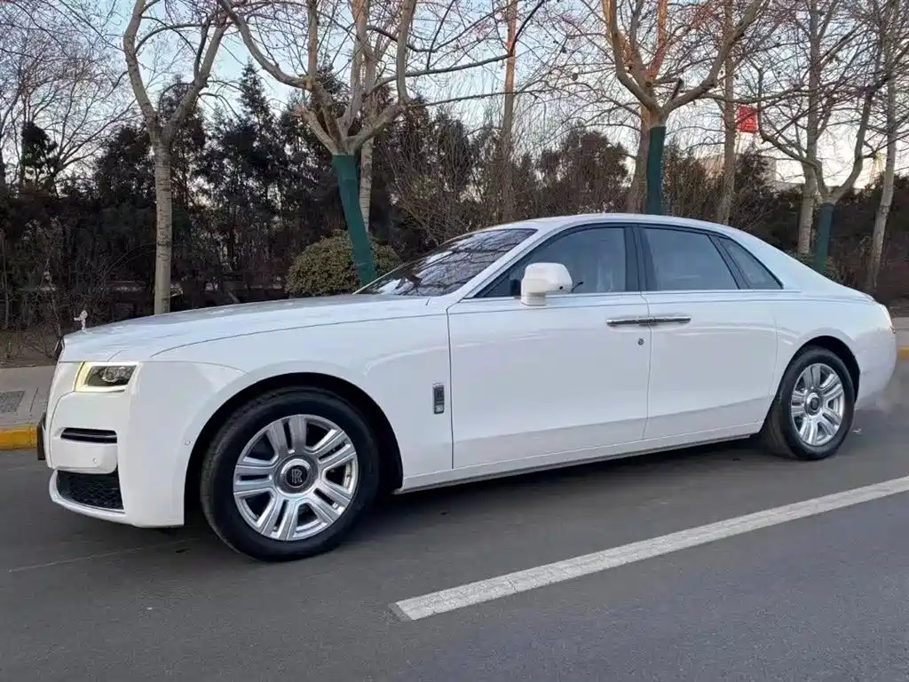 Rolls-Royce Ghost 2021