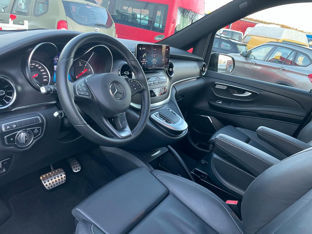 Mercedes-Benz V 300 2024