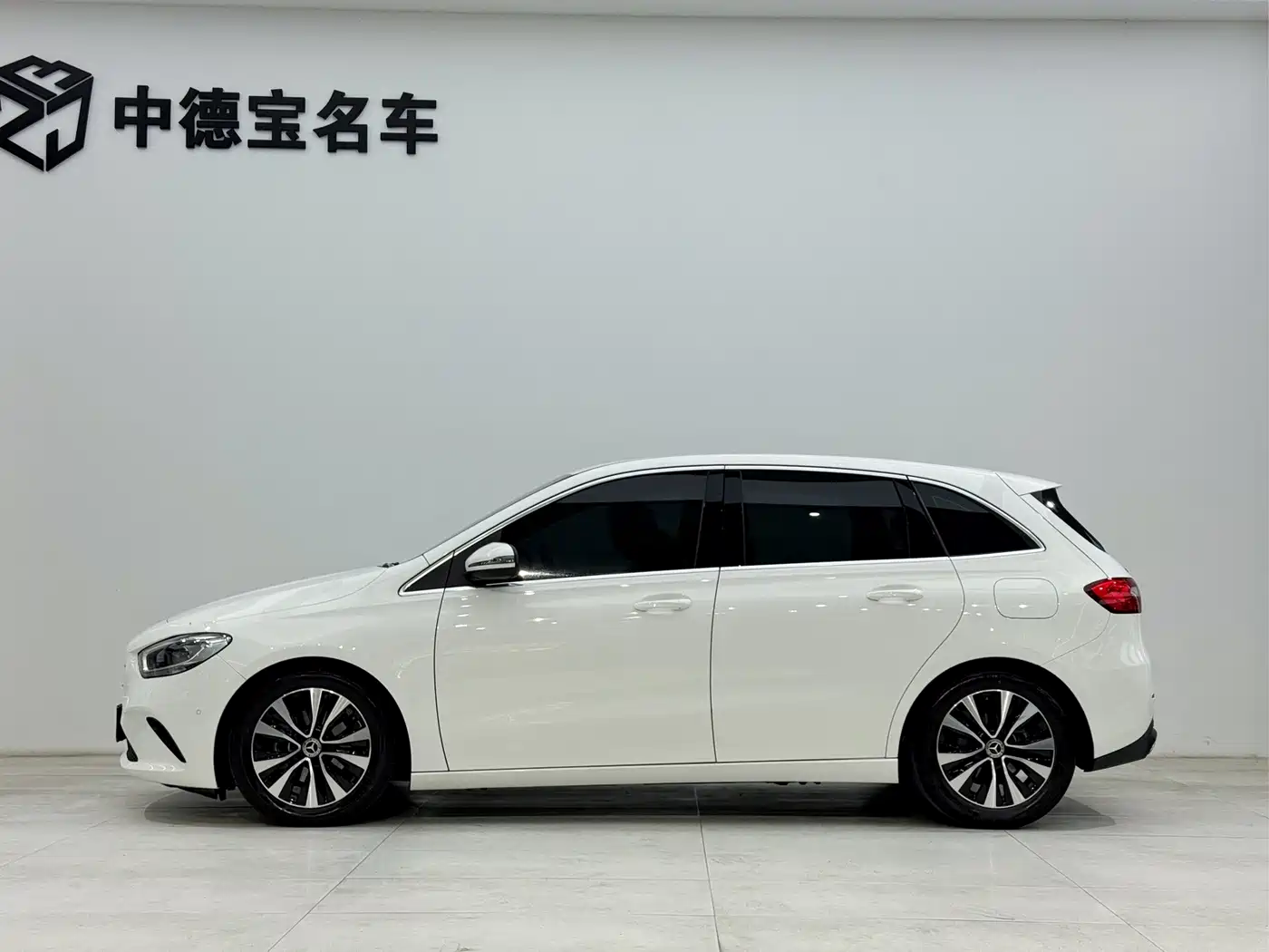Mercedes-Benz B-Класс 2022