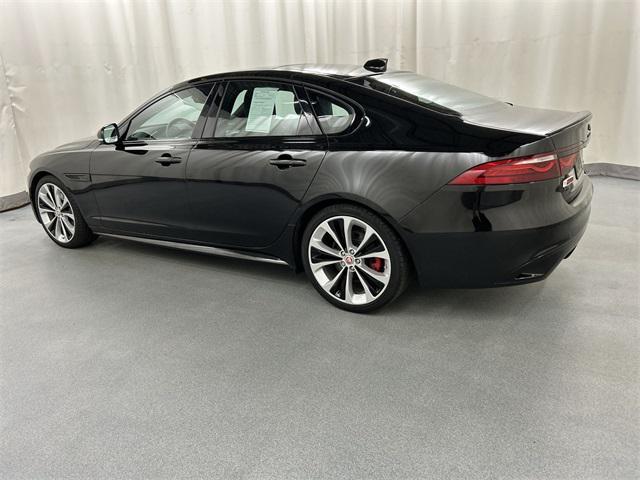 Jaguar XF 2022