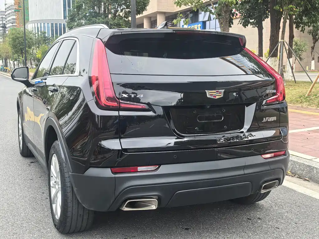 Cadillac XT4 2022