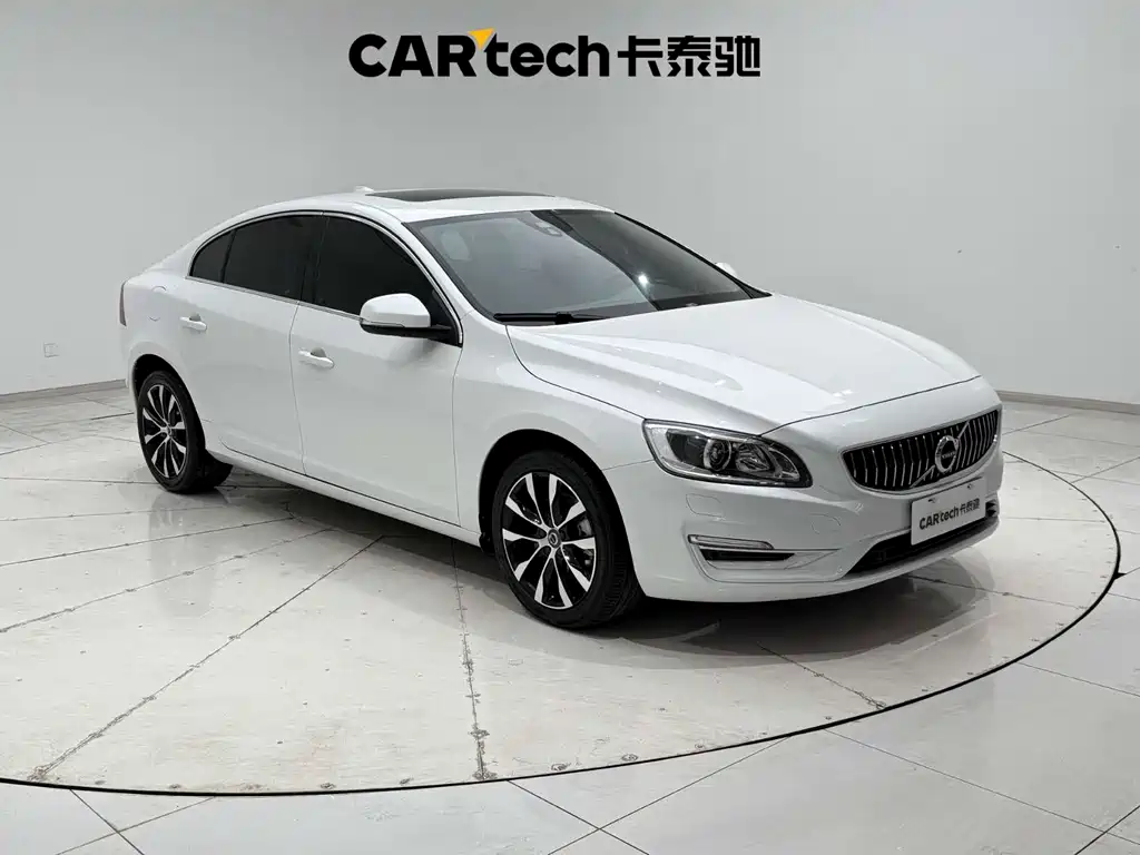 Volvo S60 2020