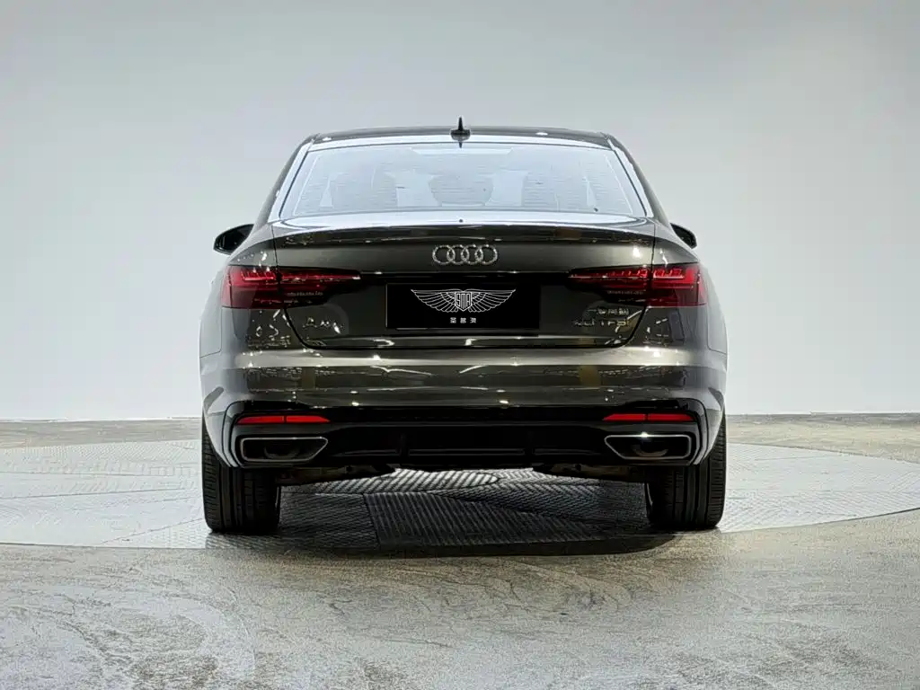 Audi A4 2023