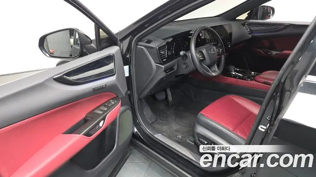 Lexus NX 2024