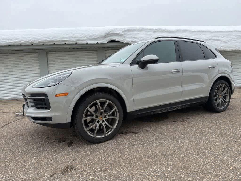 Porsche Cayenne 2022