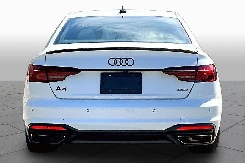 Audi A4 2023