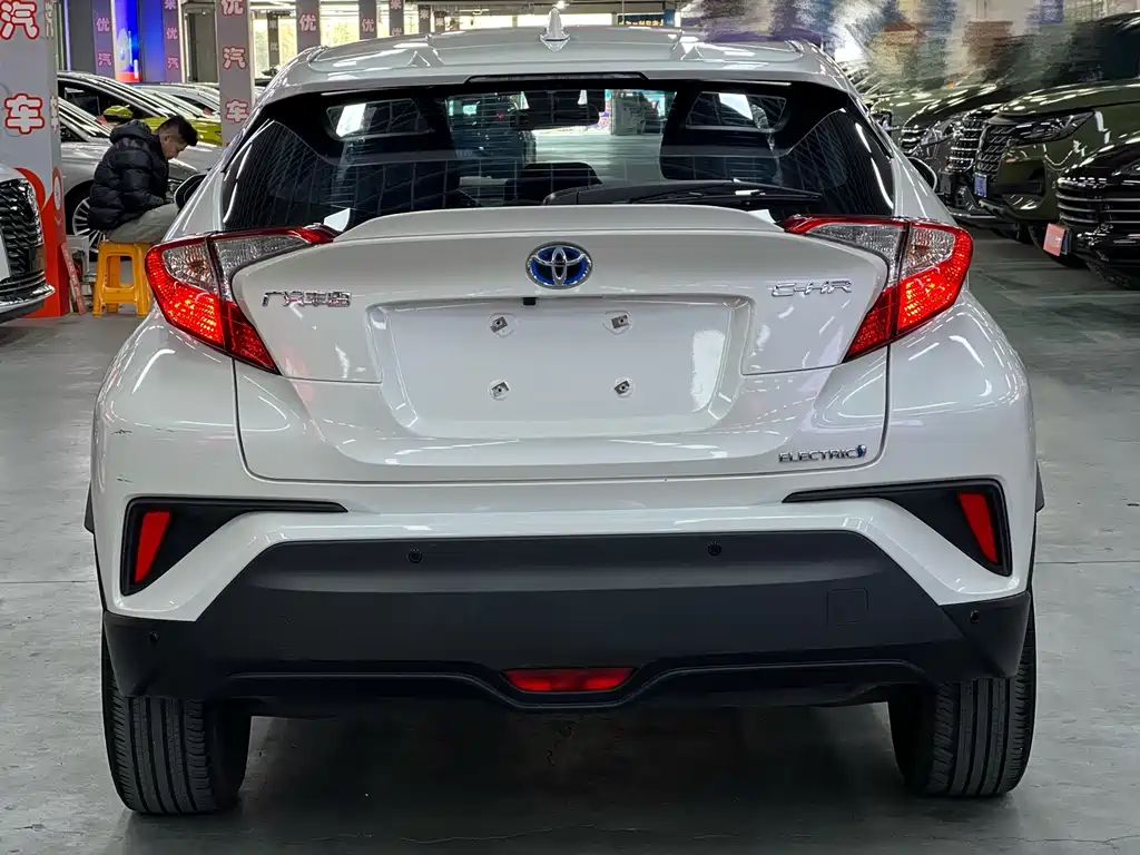 Toyota C-HR 2021