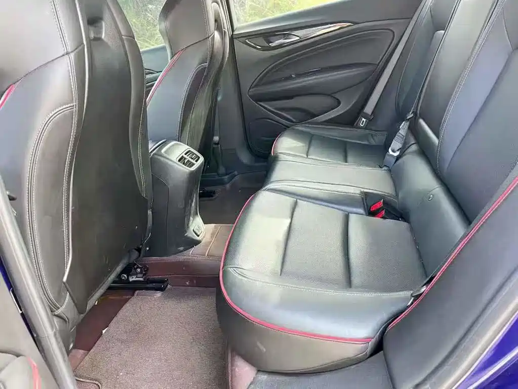 Buick Regal 2021
