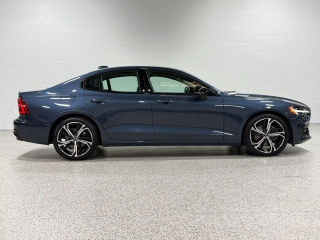 Volvo S60 2024