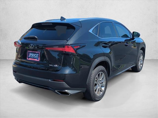 Lexus NX 300 2021