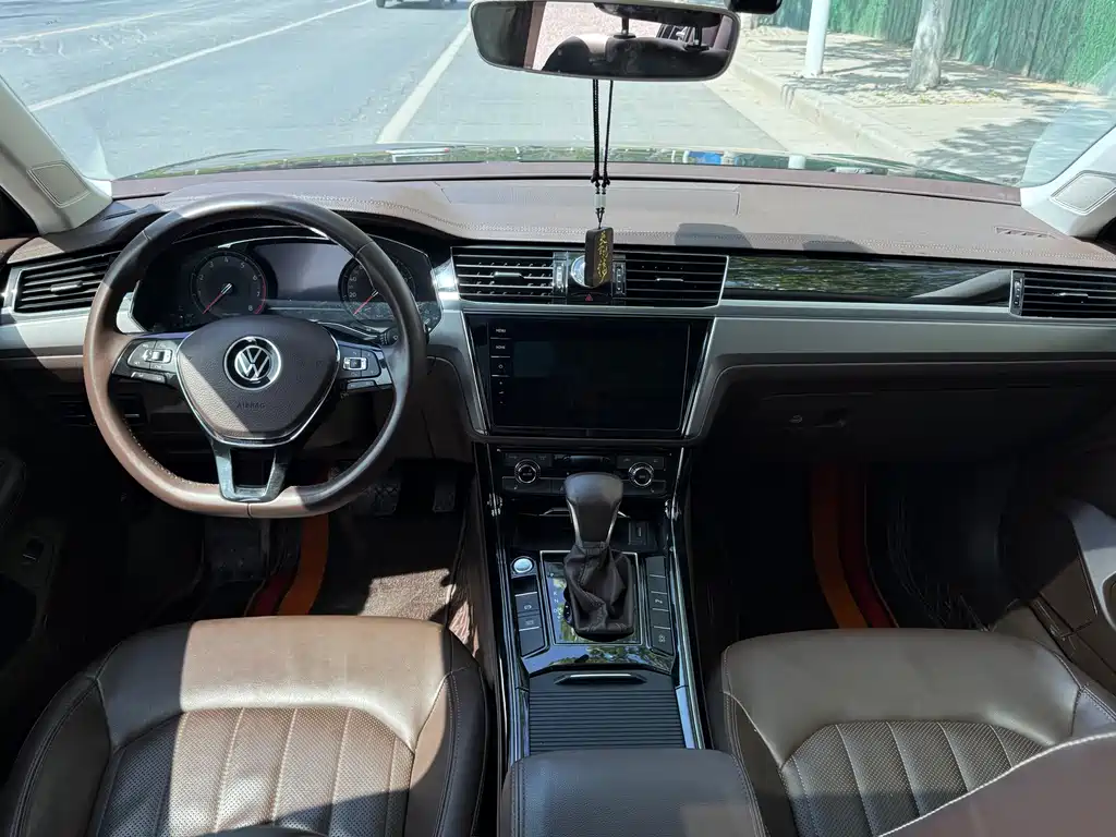 Volkswagen Phideon 2022