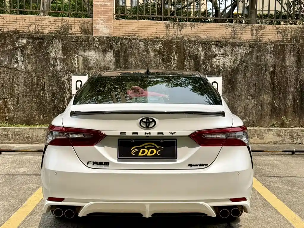 Toyota Camry 2023