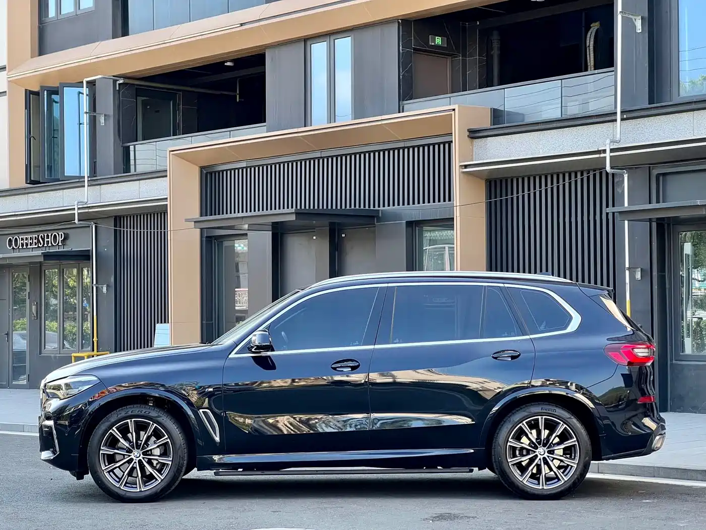 BMW X5 2023