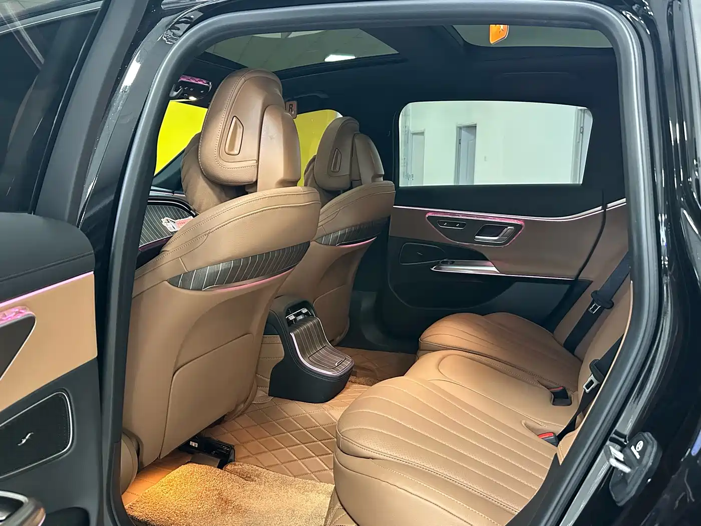 Mercedes-Benz E-Класс 2024