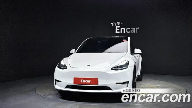 Tesla Model Y 2021