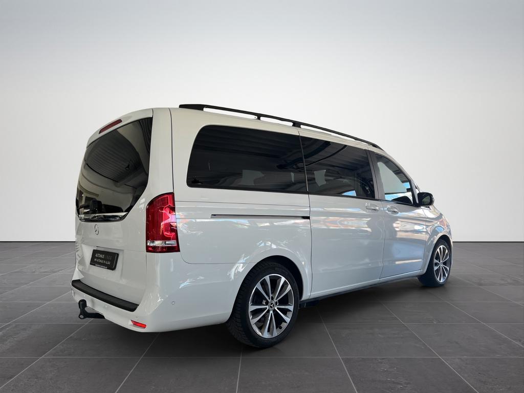 Mercedes-Benz V 300 2023