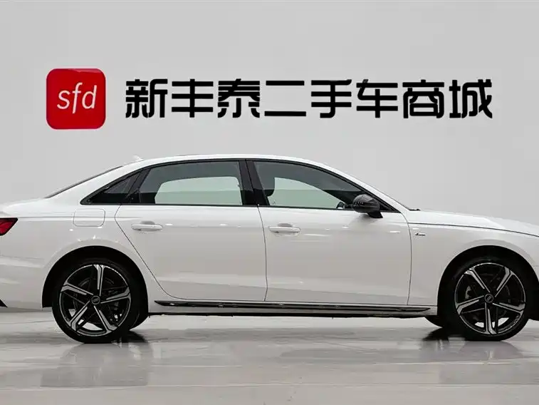 Audi A4 2024