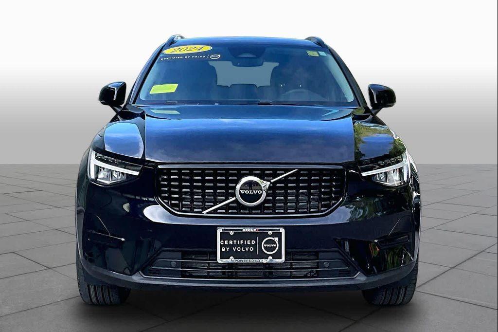 Volvo XC40 2024