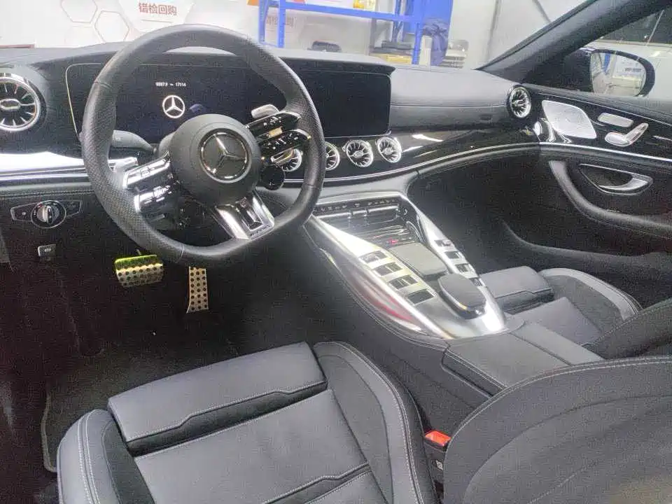 Mercedes-Benz AMG GT 2025