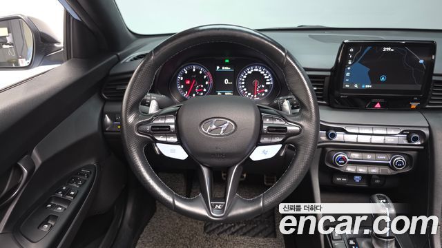 Hyundai Veloster 2021