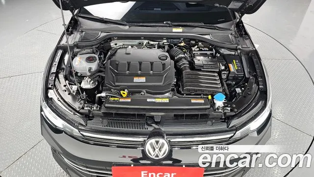 Volkswagen Golf 2025