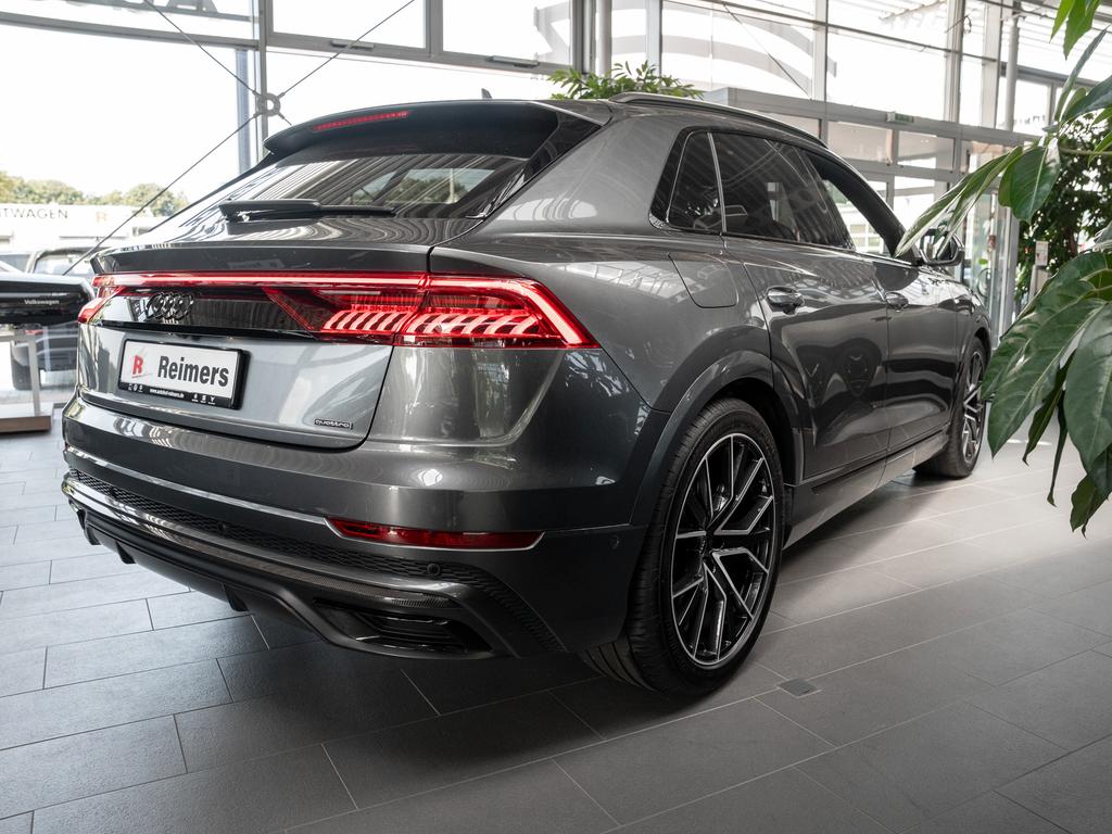 Audi Q8 2022