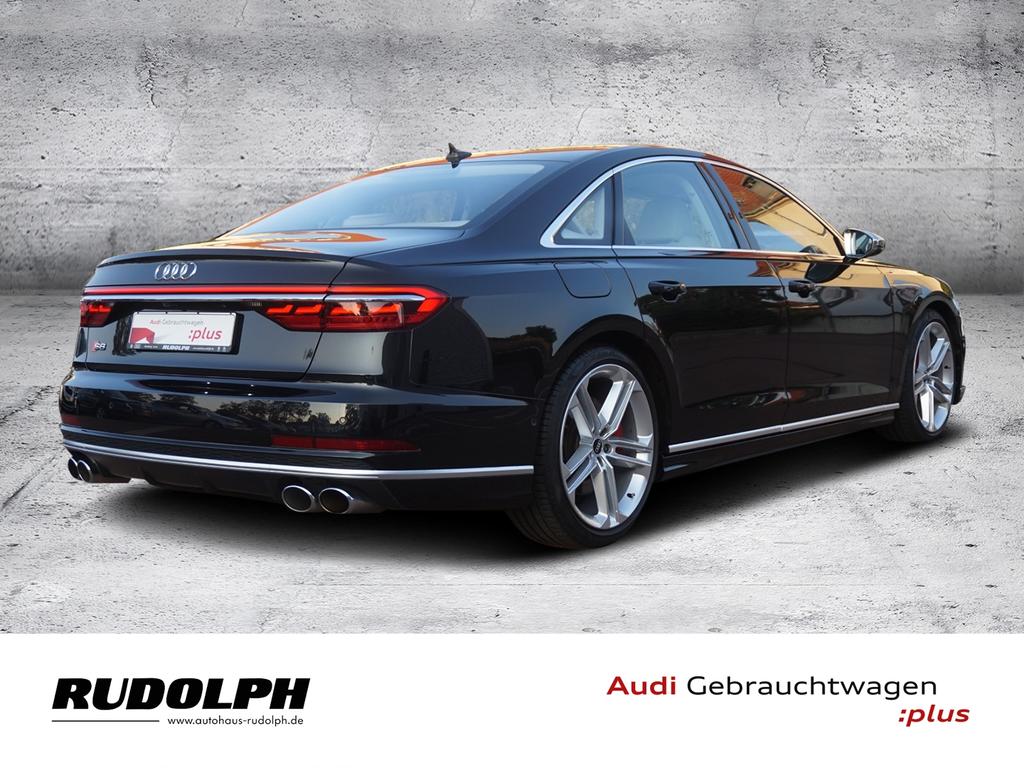 Audi S8 2021