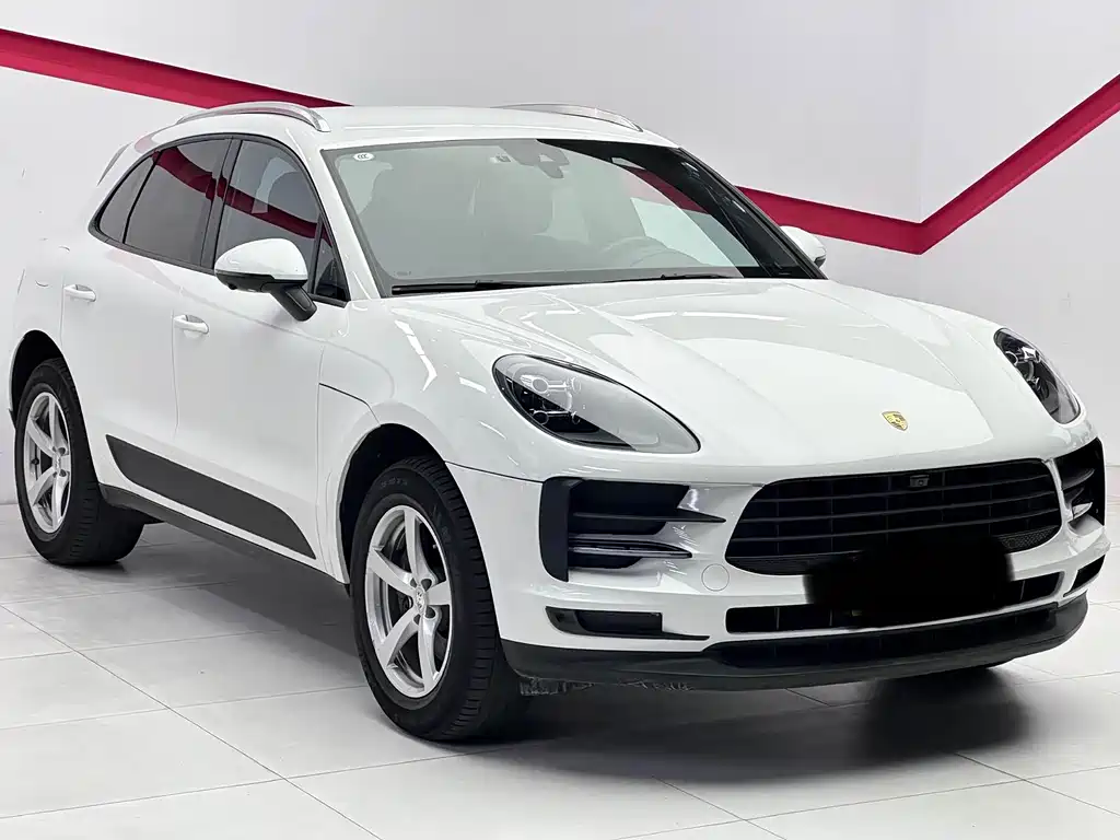 Porsche Macan 2021