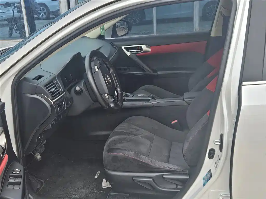 Lexus CT 2020