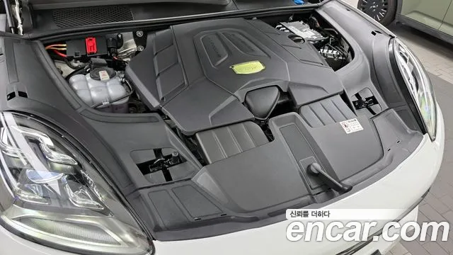 Porsche Cayenne 2023