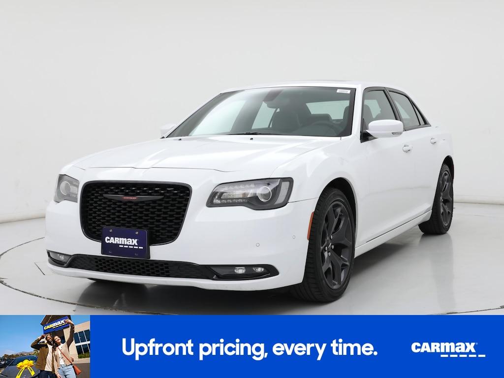 Chrysler 300 2023