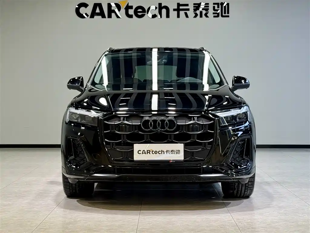 Audi Q7 2024
