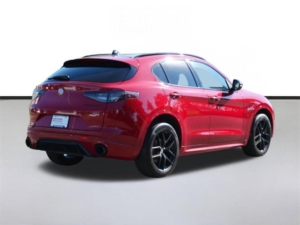 Alfa Romeo Stelvio 2021