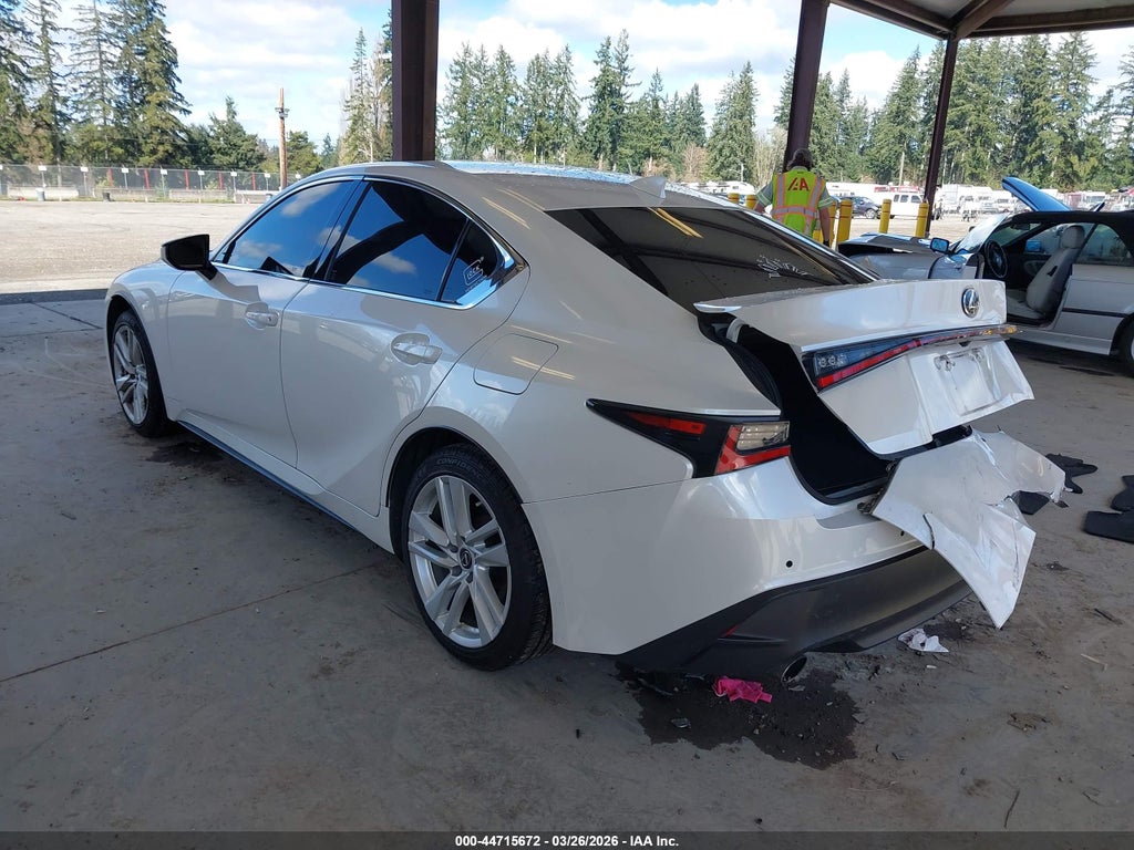 Lexus IS 300 2021