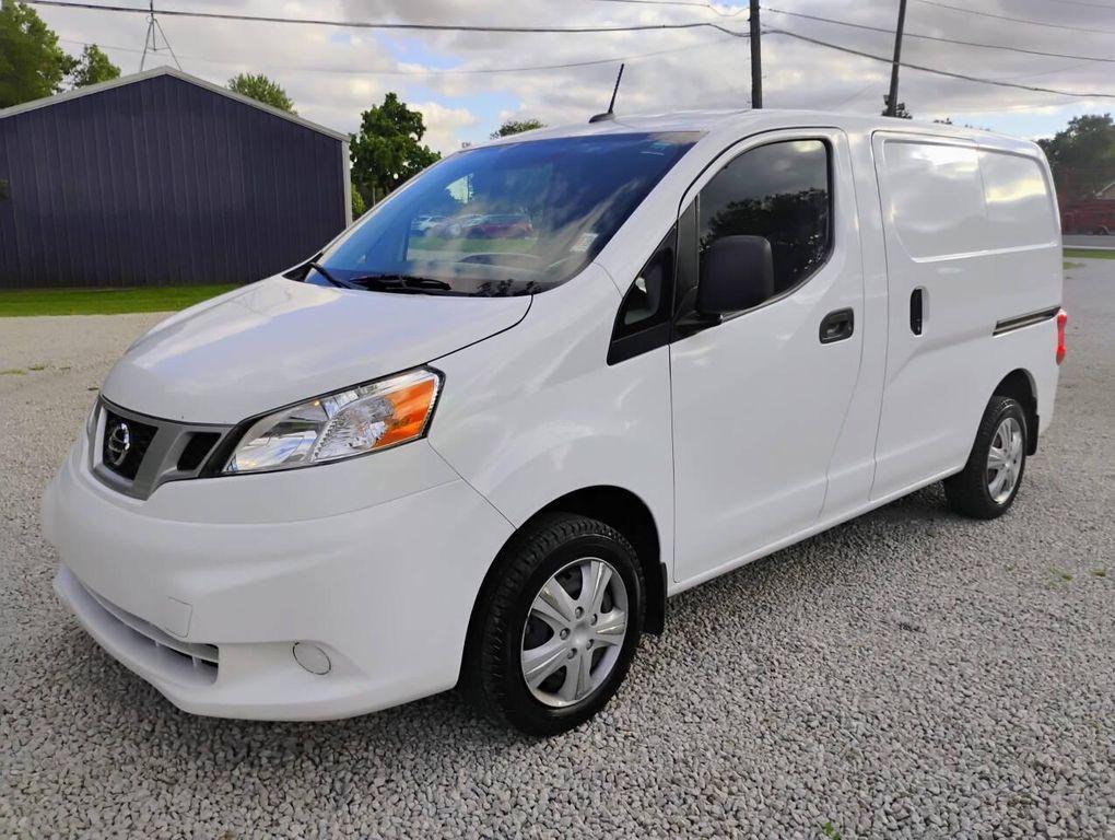 Nissan NV200 2021