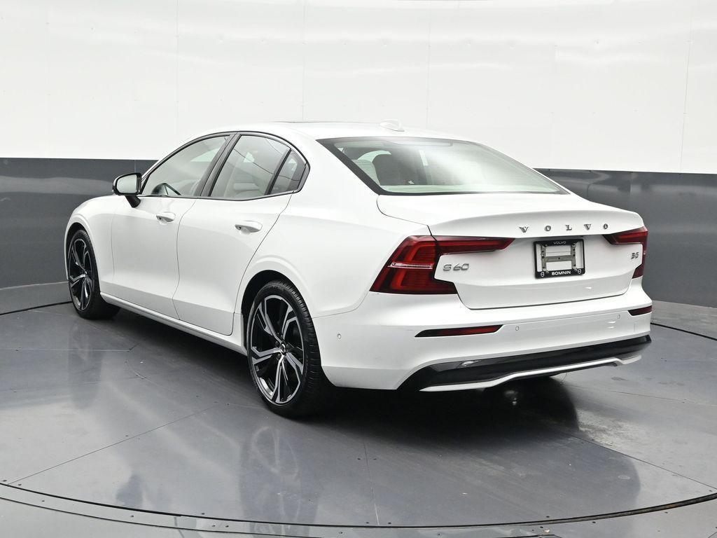 Volvo S60 2024
