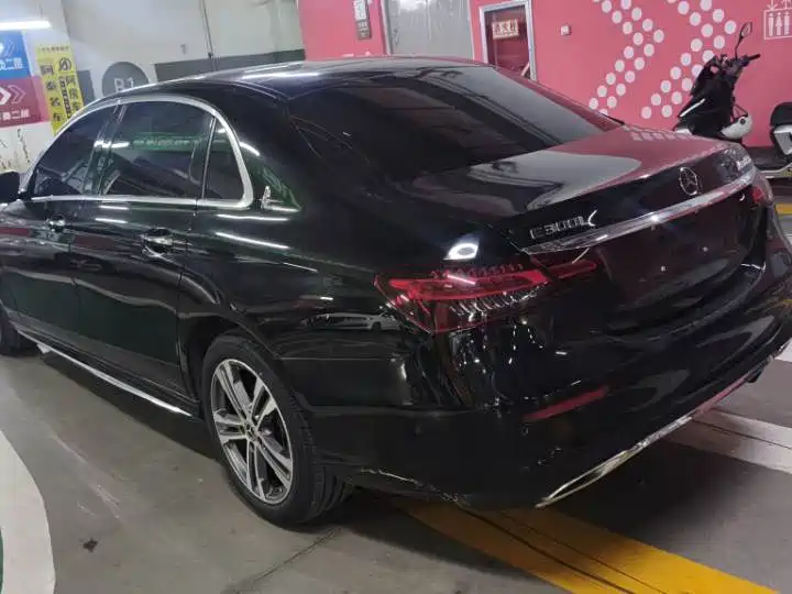 Mercedes-Benz E-Класс 2021
