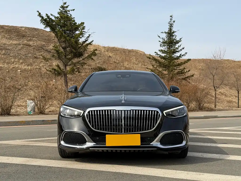 Mercedes-Benz Maybach S-Класс 2022