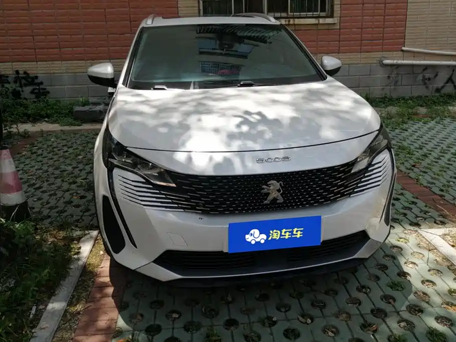 Peugeot 5008 2022