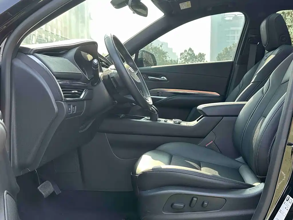 Cadillac XT4 2022