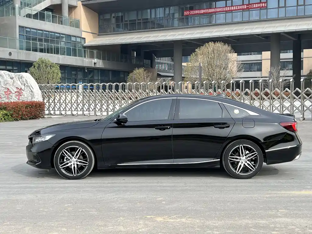 Honda Accord 2023