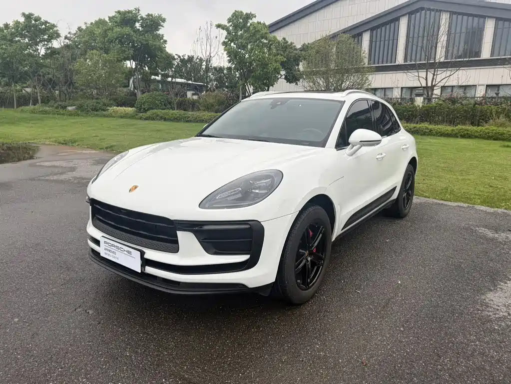 Porsche Macan 2023