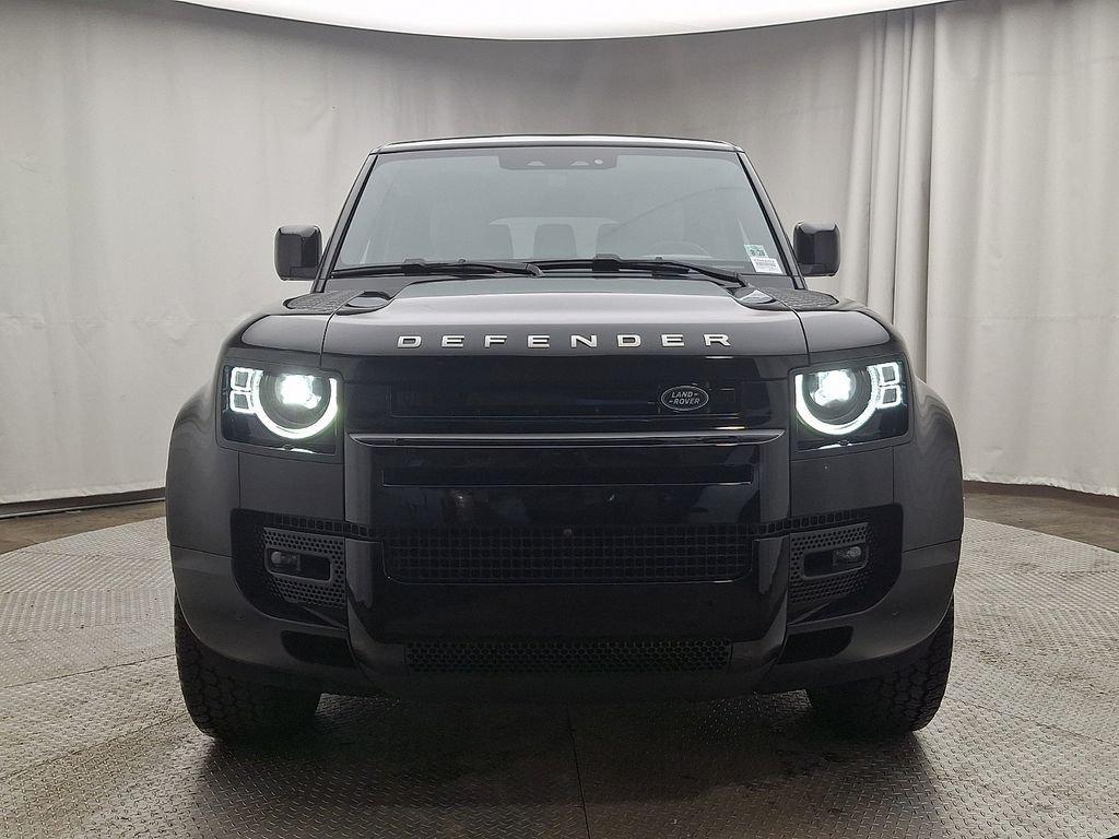 Land Rover Defender 2023