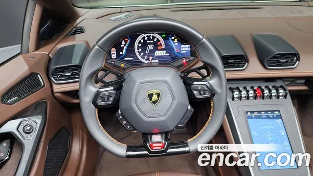 Lamborghini Huracán 2021