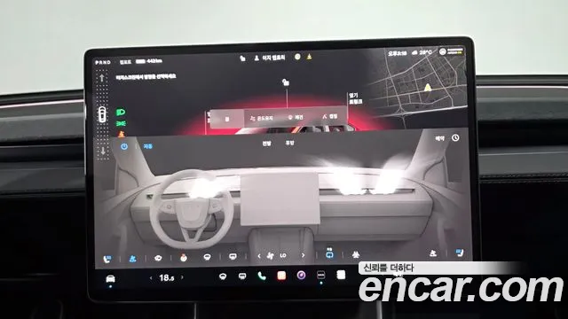 Tesla Model Y 2025
